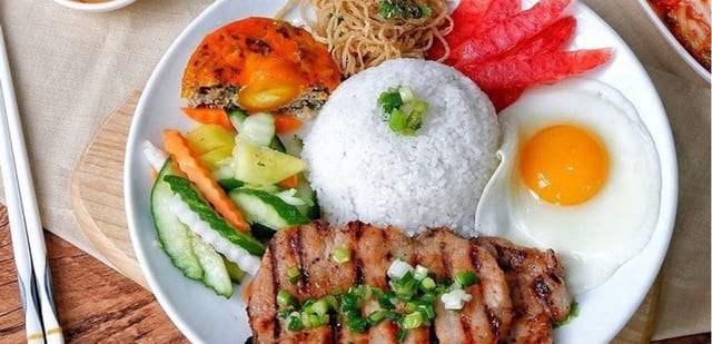 Cơm Thịt Nướng.