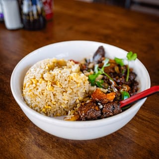 Cơm Đặc Biệt / Popular Specialty Rice Dish